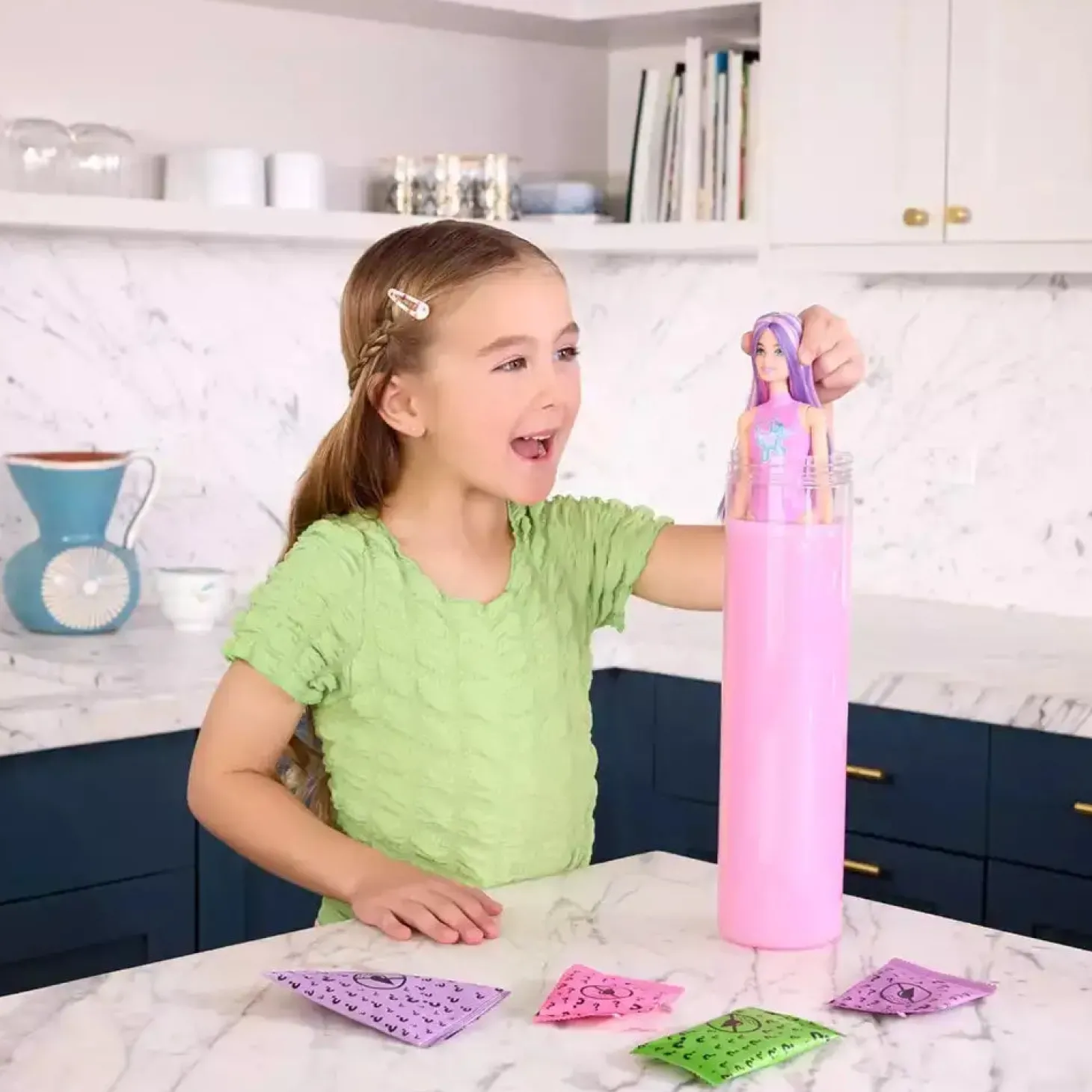 Barbie Color Reveal Globos de Animales – Muñeca y accesorios con 6 sorpresas y cambio de color