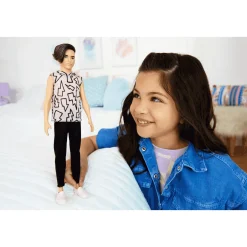 Barbie Ken Fashionista Muñeco Camiseta rayos 3 años