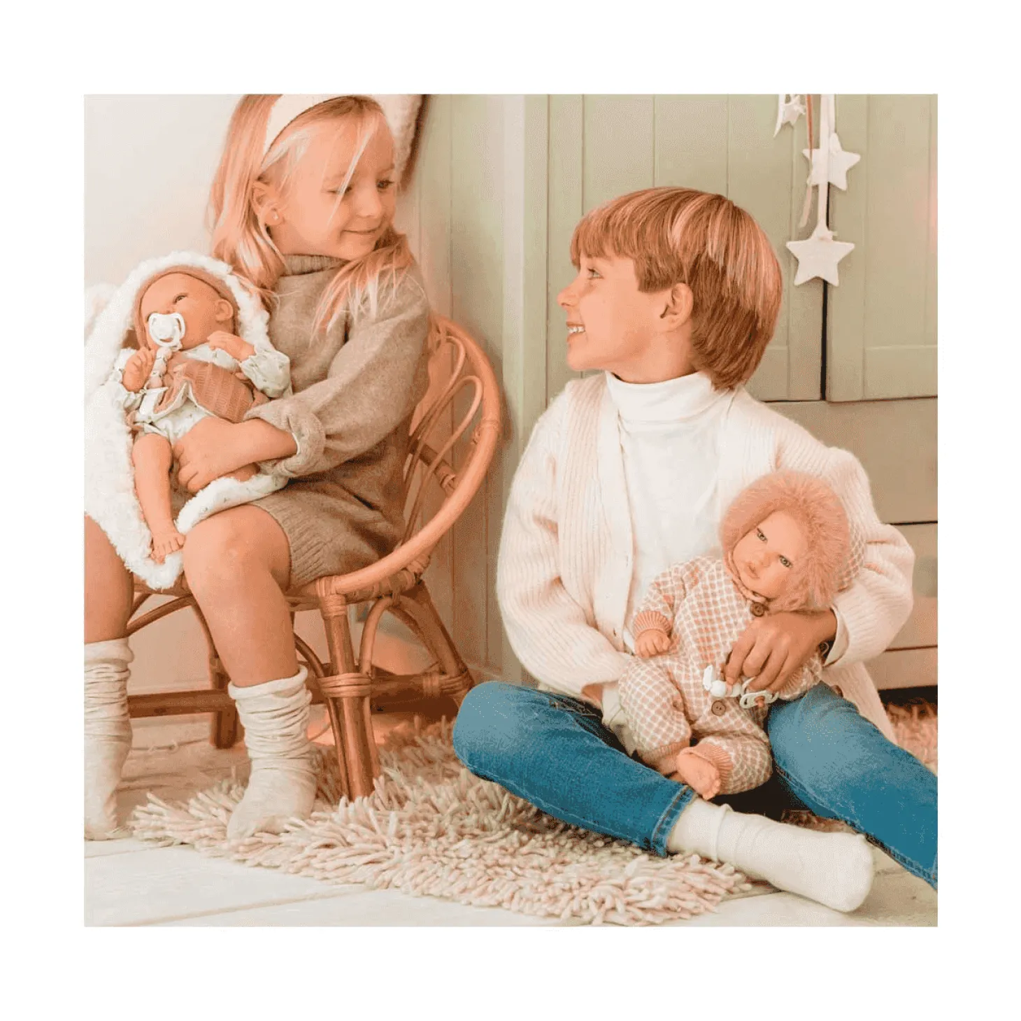 Bebé Reborn Arias 40 cm Manuela rosa con bolso