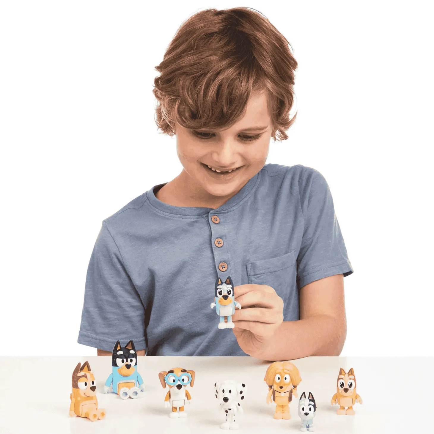 Bluey Pack 8 Figuras Familia y Compañeros del cole