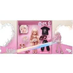 Bratz x Karol G Collector Doll con 3 looks y accesorios