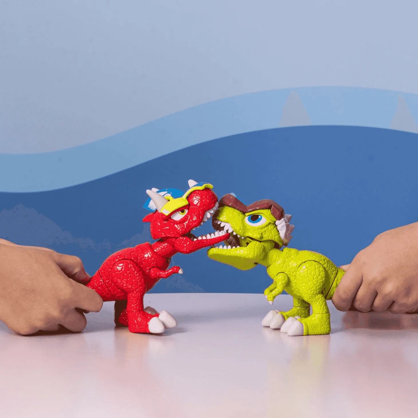 Dinobytes Pary Gris Figura Acción IMC