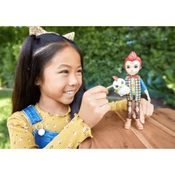 Enchantimals Muñeco Redward Rooster con Mascota Cluck