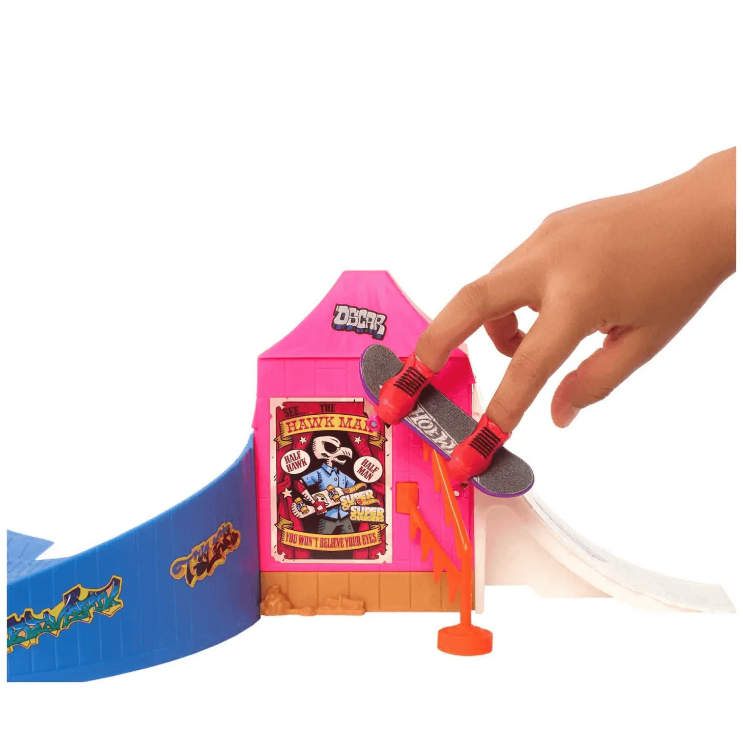 Hot Wheels Parque de skate de atracciones Set de juego con monopatín de juguete y zapatillas para de