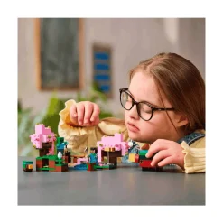 LEGO Minecraft El Jardín de Cerezos en Flor Juguete 21260