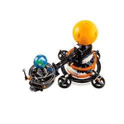 LEGO Technic Planeta Tierra y Luna en Órbita 42179