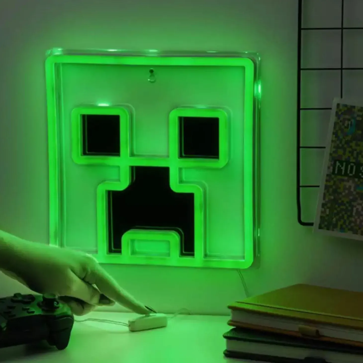 Lámpara LED neón Creeper Minecraft 25 cm