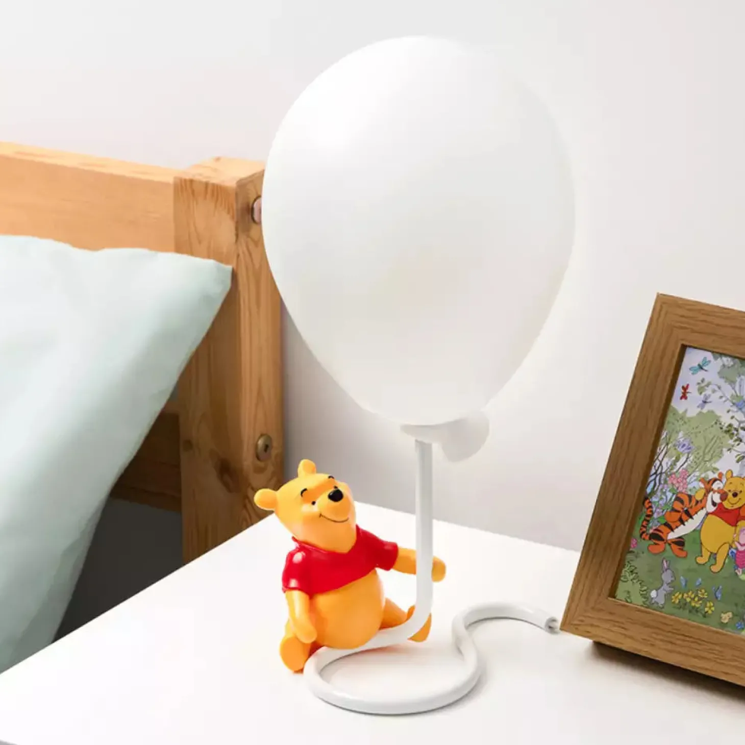 Lámpara Winnie the Pooh con Globo 34 cm