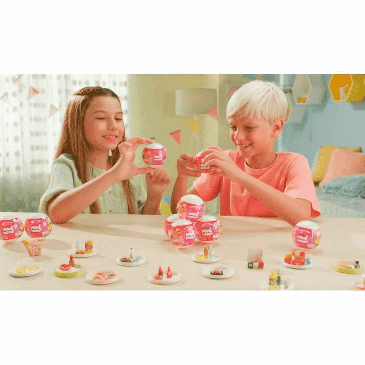 Mini World Caprichos - Figuras Coleccionables Sorpresa