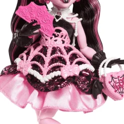 Monster High Cumplespantos Draculaura – Muñeca de fiesta con vestido rosa y accesorios