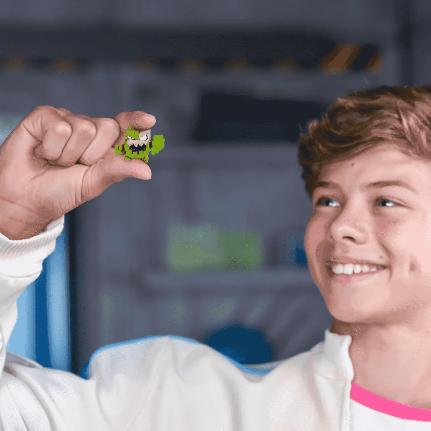 MrBeast Swarms Mega Lab 12 Pack