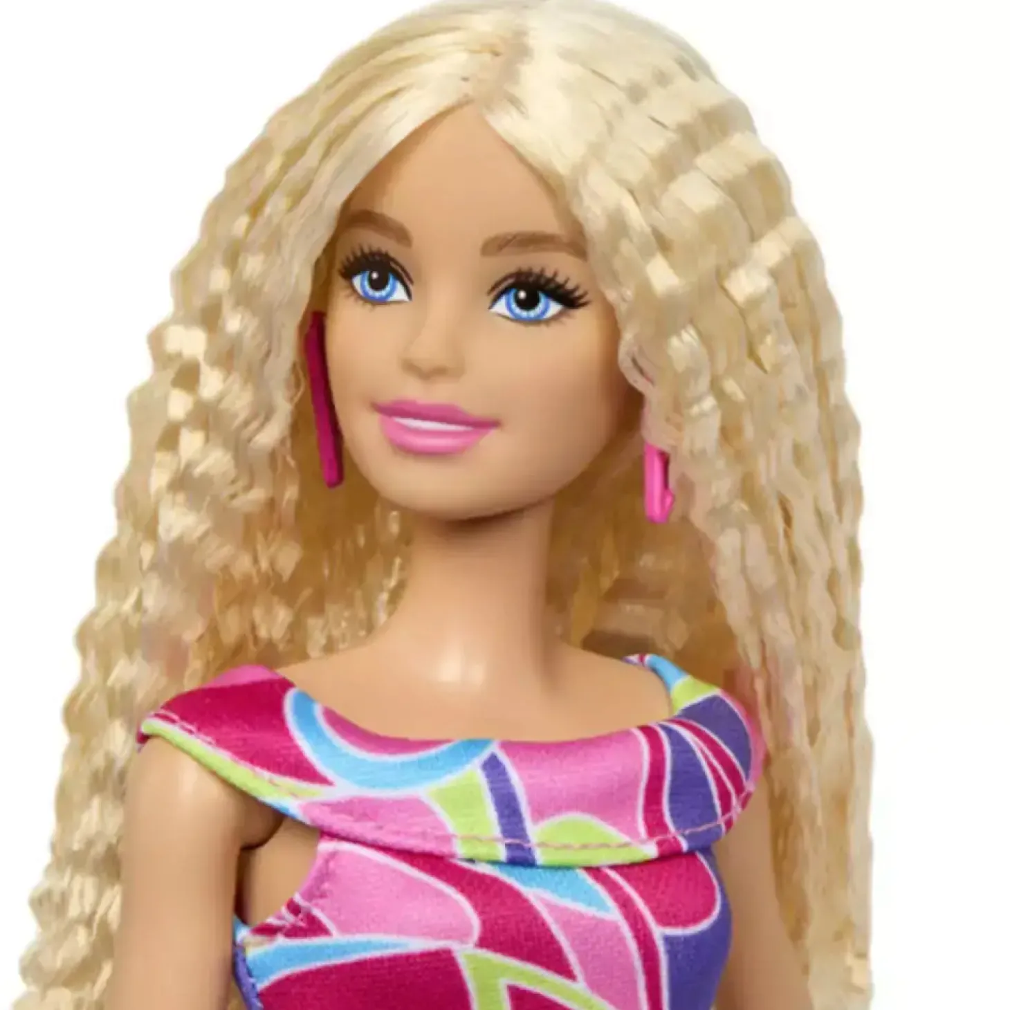 Muñeca Barbie Fashionista con cabello rubio ondulado “Totally Hair”