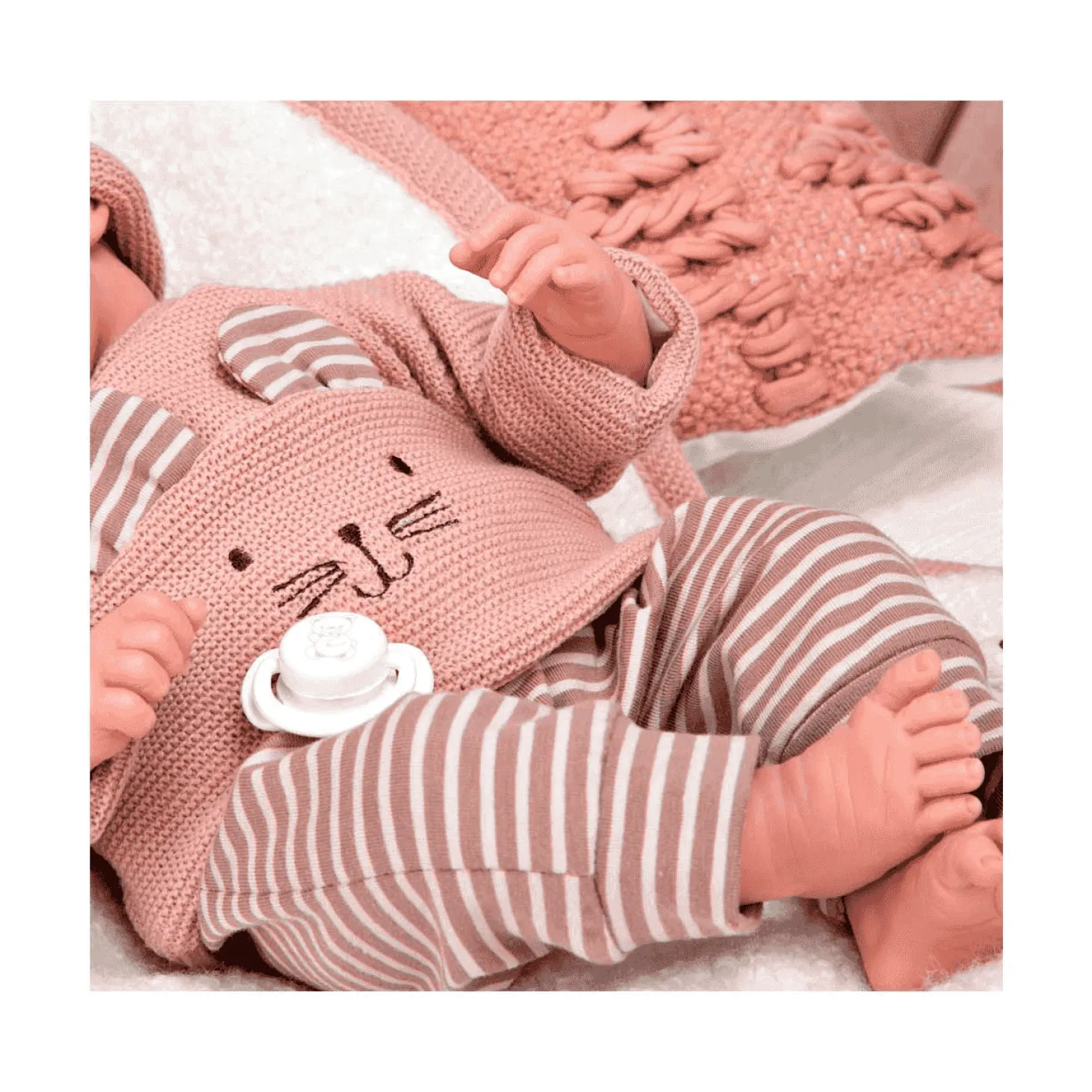 Muñeca Elegance 40 Cm Andie Rosa con manta y peso