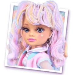 Muñeca Nancy Charms con Estilo