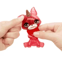 Muñeca Rainbow World Ruby Red