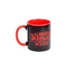 Taza Stranger Things 'Stuck in the Upside Down' – ¡Explora el Mundo del Revés con tu café favorito!