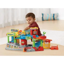 Tut Tut Bólidos Garaje Multitaller y Capicúa La Grúa